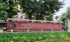 Người nhà thành viên Ban kiểm soát Dabaco (DBC) muốn mua thêm cổ phiếu khi thị giá giảm, lợi nhuận quý I/2026 đi lùi