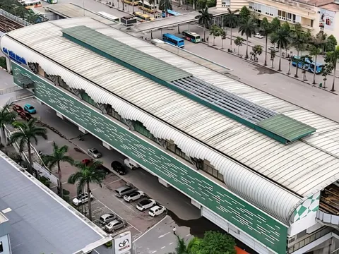 Khẩn trương sửa chữa mái che ga Yên Nghĩa và khắc phục sự cố trên tuyến đường sắt Cát Linh - Hà Đông